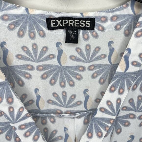 EXPRESS Top Womens XS V-Neck Popover Blouse Long Sleeve Blue Ivory Print - Picture 7 of 8